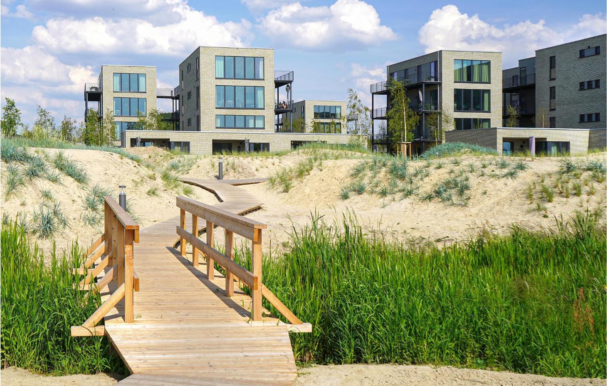 Stunning Home In Lembruch-Duemmer See With Sauna エクステリア 写真